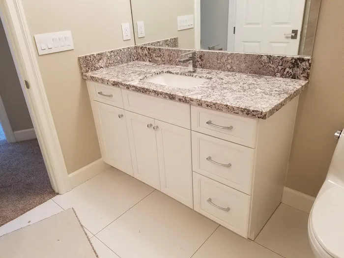 Mandina's Cabinets project photo