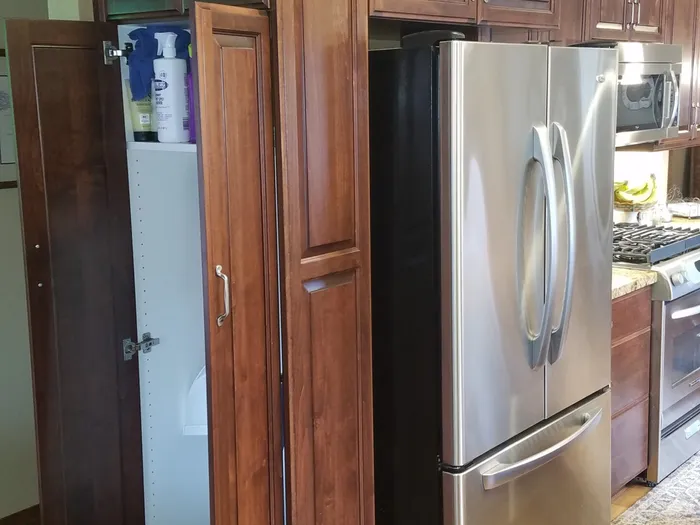 Mandina's Cabinets project photo