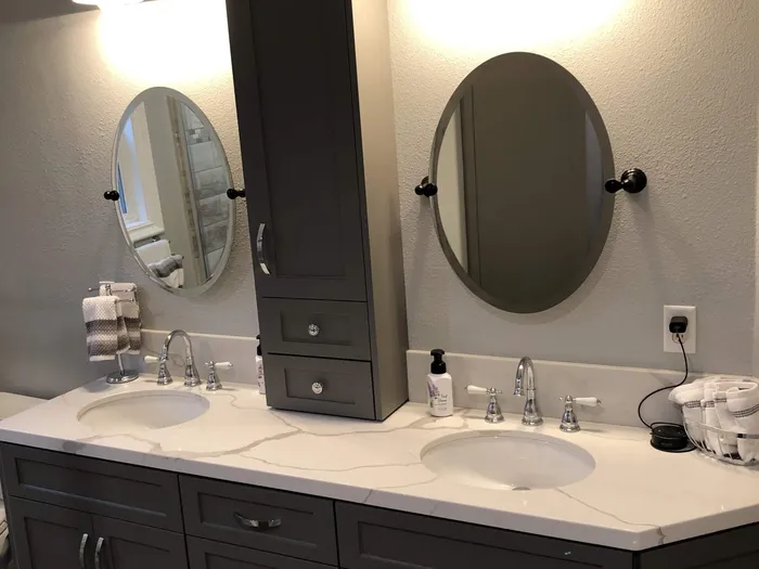 Mandina's Cabinets project photo